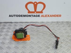 Used Heater resistor Renault Trafic New (FL) 2.5 dCi 16V 115 FAP Price on request offered by Alexander Autodemontage
