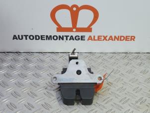 Używane Mechanizm zamka tylnej klapy Ford C-Max (DM2) 1.6 16V Cena € 40,00 Procedura marży oferowane przez Alexander Autodemontage