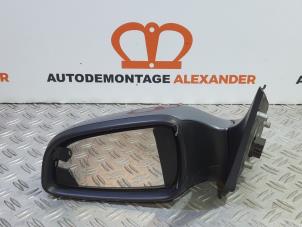 Used Wing mirror, left Opel Astra H (L48) 1.4 16V Twinport Price on request offered by Alexander Autodemontage