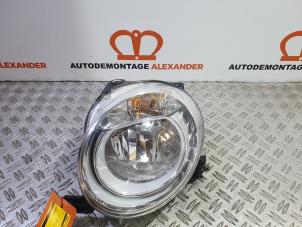 Used Headlight, right Fiat 500 (312) 0.9 TwinAir 85 Price € 100,00 Margin scheme offered by Alexander Autodemontage