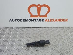 Used Speed sensor Renault Clio II (BB/CB) 1.2 Price on request offered by Alexander Autodemontage