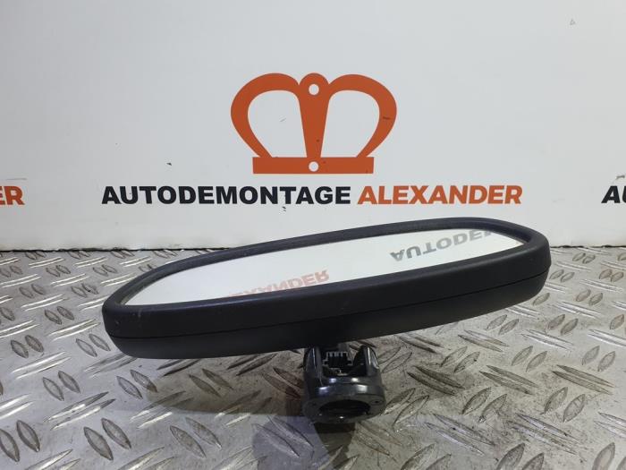 Używane Lusterko wewnetrzne BMW 1 serie (E87/87N) 116i 2.0 16V Cena € 25,00 Procedura marży oferowane przez Alexander Autodemontage