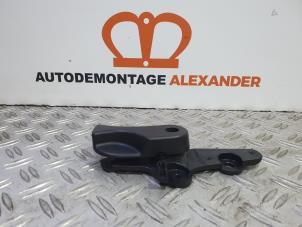 Used Hood lever BMW 1 serie (E87/87N) 116i 2.0 16V Price on request offered by Alexander Autodemontage