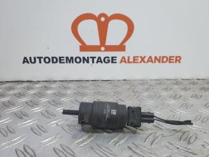 Used Windscreen washer pump Opel Astra H Twin Top (L67) 1.6 16V Price on request offered by Alexander Autodemontage