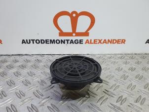 Used Speaker Peugeot 308 SW (4E/H) 1.6 HDi 16V FAP Price on request offered by Alexander Autodemontage