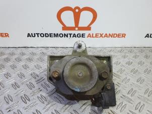 Used Engine mount Renault Trafic New (FL) 2.0 dCi 16V 90 Price on request offered by Alexander Autodemontage