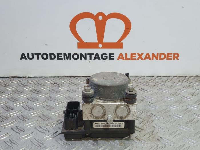Begagnade ABS-pump Fiat Punto Evo (199) 1.3 JTD Multijet 85 16V Euro 5 Pris € 14,99 Marginaltabell erbjuds av Alexander Autodemontage