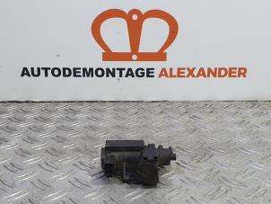 Used Turbo relief valve Fiat Punto Evo (199) 1.3 JTD Multijet 85 16V Euro 5 Price on request offered by Alexander Autodemontage