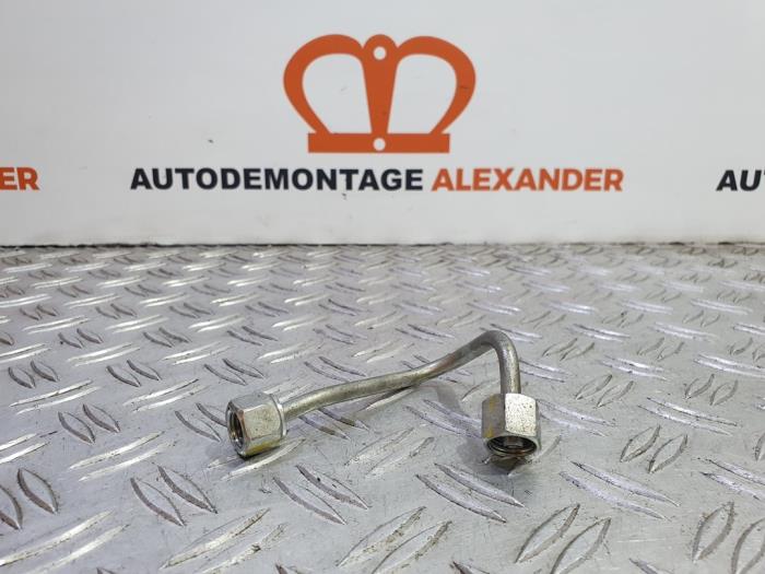 Begagnade Bränsleledning Opel Astra K 1.6 CDTI 110 16V Pris på förfrågan erbjuds av Alexander Autodemontage