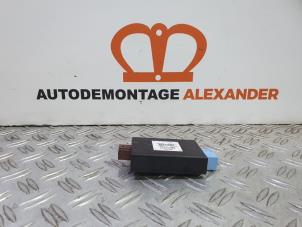 Używane Modul alarmu Peugeot 307 CC (3B) 2.0 16V Cena € 70,00 Procedura marży oferowane przez Alexander Autodemontage