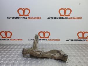 Usagé Support bras de suspension avant droit Audi A3 (8P1) 1.9 TDI Prix sur demande proposé par Alexander Autodemontage