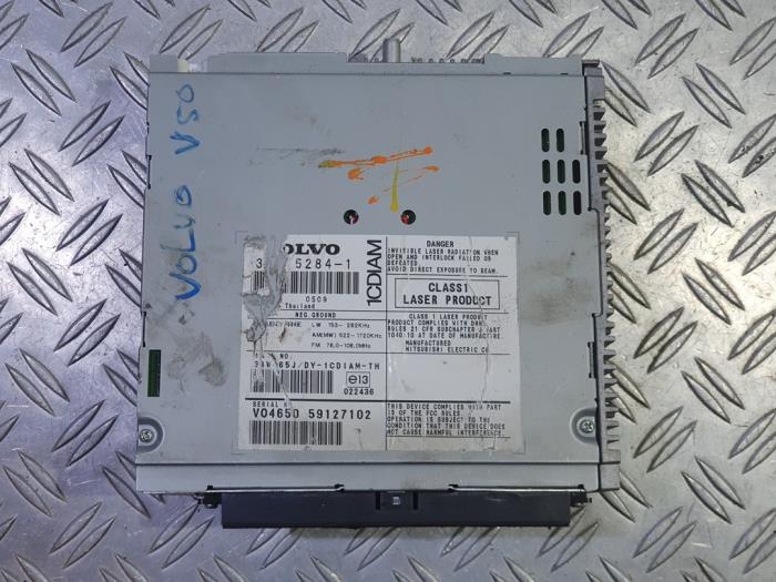 Odtwarzacz CD z Volvo V50 (MW) 2.0 D 16V 2007