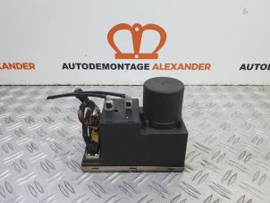 Used Electric central locking vacuum pump Audi A3 (8L1) 1.6 Price € 120,00 Margin scheme offered by Alexander Autodemontage