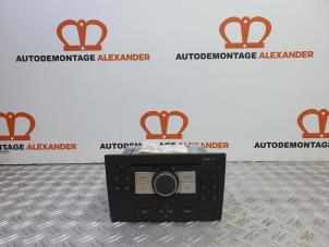 Usagé Radio/Lecteur CD Opel Corsa C (F08/68) 1.3 CDTi 16V Prix sur demande proposé par Alexander Autodemontage
