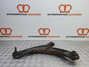 Used Front wishbone, left Toyota Yaris II (P9) 1.3 16V VVT-i Price on request offered by Alexander Autodemontage