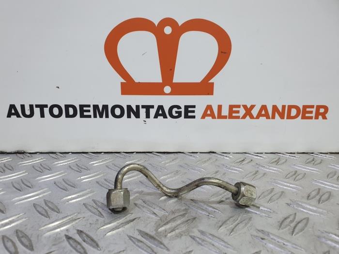 Usagé Conduit de carburant Ford Transit 2.4 TDCi 16V Prix sur demande proposé par Alexander Autodemontage