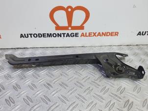 Used Front part support Toyota Prius (NHW20) 1.5 16V Price on request offered by Alexander Autodemontage