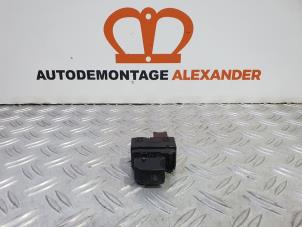 Used Electric window switch Chevrolet Spark 1.0 16V Bifuel Price on request offered by Alexander Autodemontage
