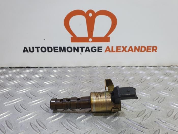 Usagé Capteur arbre à cames Renault Scénic II (JM) 2.0 16V Prix sur demande proposé par Alexander Autodemontage