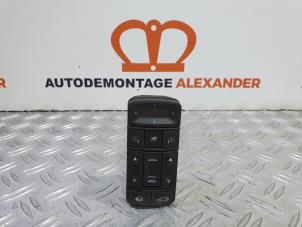 Used Electric window switch Opel Vectra C GTS 2.2 DIG 16V Price € 40,00 Margin scheme offered by Alexander Autodemontage