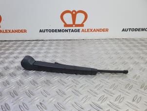 Used Rear wiper arm Volkswagen Up! (121) 1.0 12V 75 Price € 30,00 Margin scheme offered by Alexander Autodemontage