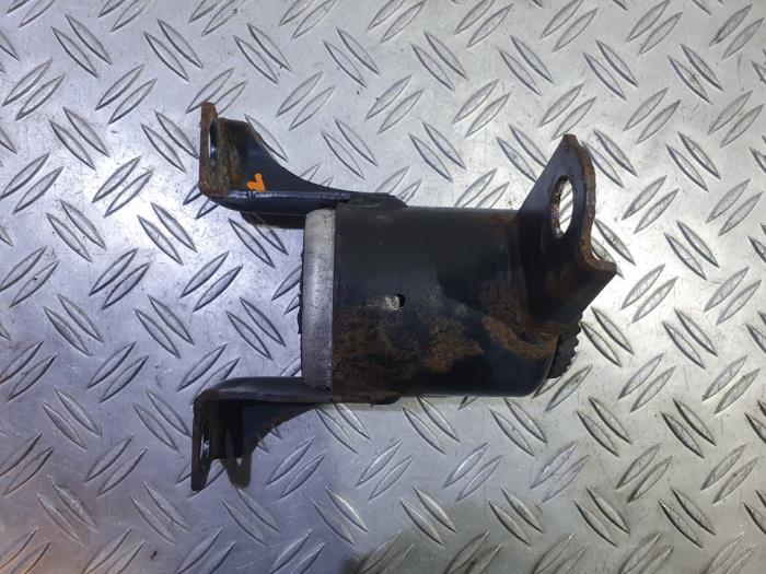 Engine mount from a Ford Fiesta 6 (JA8) 1.25 16V 2009