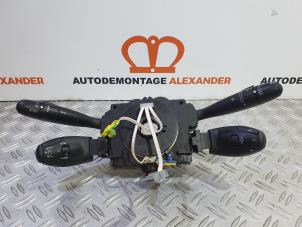 Used Steering column stalk Peugeot 307 CC (3B) 1.6 16V Price € 100,00 Margin scheme offered by Alexander Autodemontage
