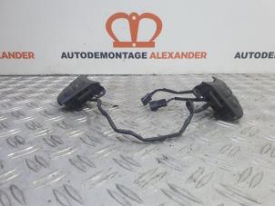 Used Steering wheel switch BMW X5 (E70) 3.0sd 24V Price on request offered by Alexander Autodemontage