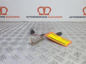 Używane Oswietlenie tablicy rejestracyjnej Volkswagen Golf VII (AUA) 1.6 TDI 16V Cena na żądanie oferowane przez Alexander Autodemontage
