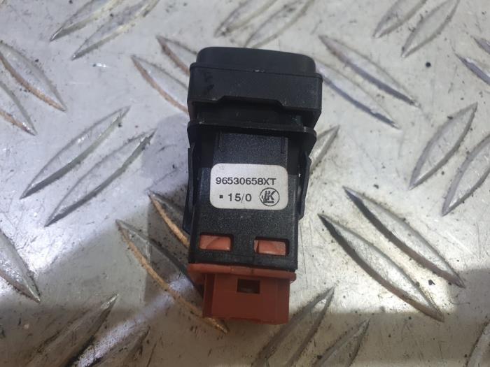 Commutateur CITROËN C4 Grand Picasso I (UA_) 17013954 | B-Parts