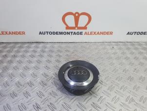 Used Hub cap Audi A4 (B7) 2.0 TDI 16V Price on request offered by Alexander Autodemontage