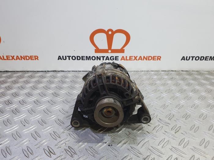 Begagnade Dynamo Opel Corsa C (F08/68) 1.2 16V Twin Port Pris € 49,99 Inklusive moms erbjuds av Alexander Autodemontage