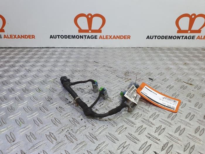 Begagnade Kablage Opel Astra J (PC6/PD6/PE6/PF6) 1.6 16V Ecotec Pris på förfrågan erbjuds av Alexander Autodemontage