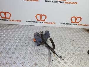 Gebrauchte Türschlossmechanik 2-türig rechts Opel Corsa D 1.3 CDTi 16V ecoFLEX Preis auf Anfrage angeboten von Alexander Autodemontage