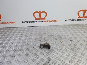Used Vacuum valve Mitsubishi Colt (Z2/Z3) 1.3 16V Price on request offered by Alexander Autodemontage