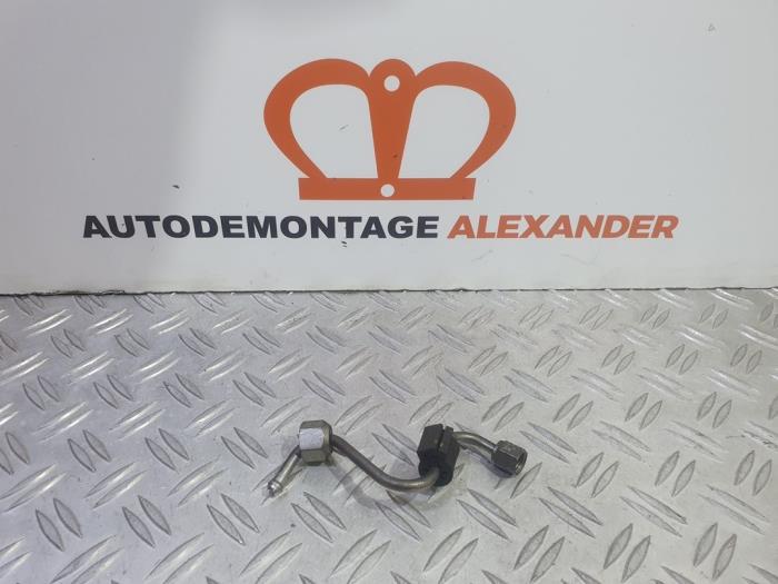 Begagnade Bränsleledning Opel Combo 1.6 CDTI 16V Pris på förfrågan erbjuds av Alexander Autodemontage