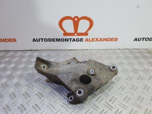 Used Engine mount BMW 1 serie (E87/87N) 118d 16V Price on request offered by Alexander Autodemontage