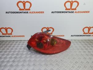 Used Taillight, right Peugeot 206 (2A/C/H/J/S) 1.4 XR,XS,XT,Gentry Price € 30,00 Margin scheme offered by Alexander Autodemontage