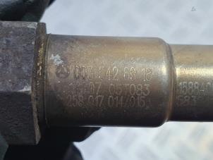 Lambda probe from a Mercedes-Benz A (W169) 2.0 A-180 CDI 16V 3-Drs. 2005