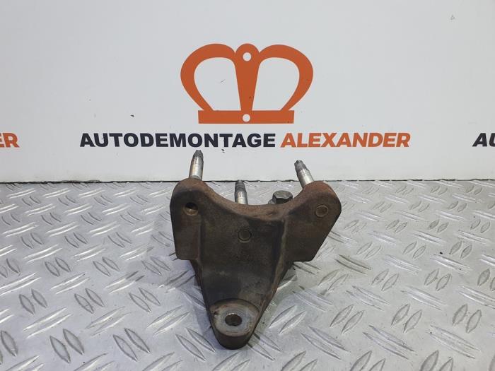 Used Engine mount Ford Transit 2.2 TDCi 16V Price on request offered by Alexander Autodemontage