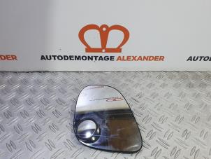 Used Mirror glass, left Renault Kangoo Express (FW) 1.5 dCi 75 Price on request offered by Alexander Autodemontage