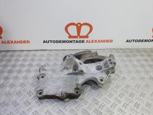 Used Air conditioning bracket Volkswagen Passat (3C2) 2.0 TDI 140 Price on request offered by Alexander Autodemontage