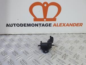 Used Vacuum valve Peugeot 308 (4A/C) 1.6 HDi Price on request offered by Alexander Autodemontage