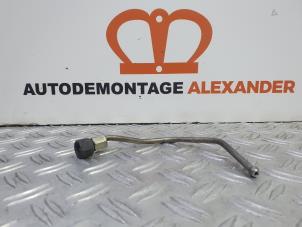 Used Fuel line Peugeot 308 (4A/C) 1.6 HDi Price on request offered by Alexander Autodemontage
