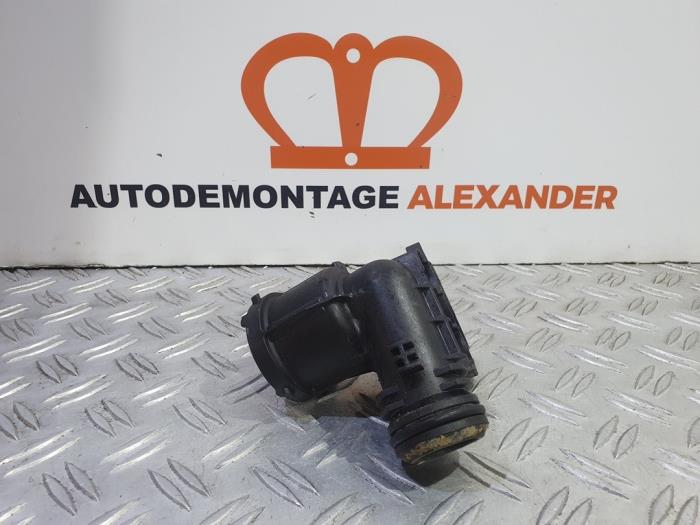 Begagnade Vattenrör Volkswagen Golf VII (AUA) 1.6 TDI 16V Pris på förfrågan erbjuds av Alexander Autodemontage