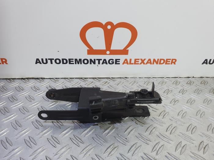 Used Engine mount BMW Mini (R50/53) 1.6 16V Cooper Price on request offered by Alexander Autodemontage