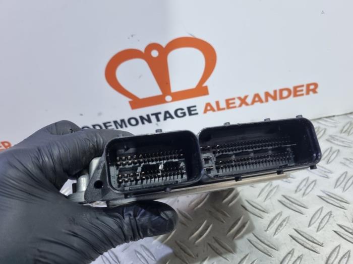 Gebrauchte Steuergerät Motormanagement Volkswagen Transporter T5 1.9 TDi Preis € 99,99 Margenregelung angeboten von Alexander Autodemontage