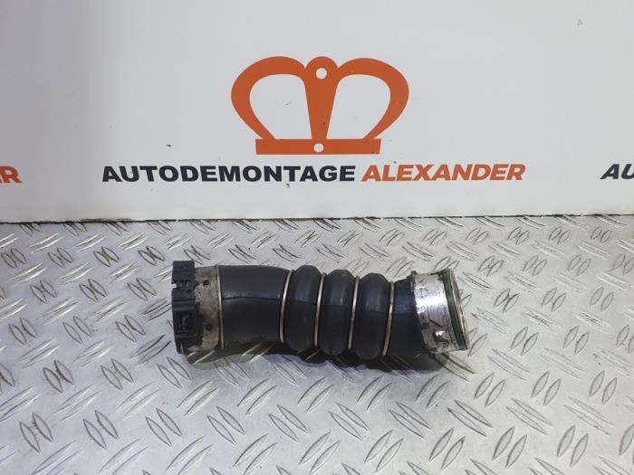 Intercooler Rohr van een BMW 5 serie Touring (E61) 525d 24V 2006
