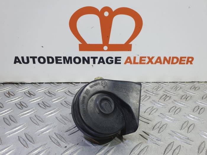 Używane Klakson BMW Mini (R50/53) 1.6 16V One Cena na żądanie oferowane przez Alexander Autodemontage