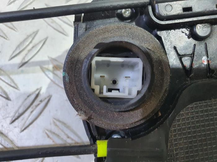 Rear door lock mechanism 4door, left Toyota Prius 1.5 16V 6927447020